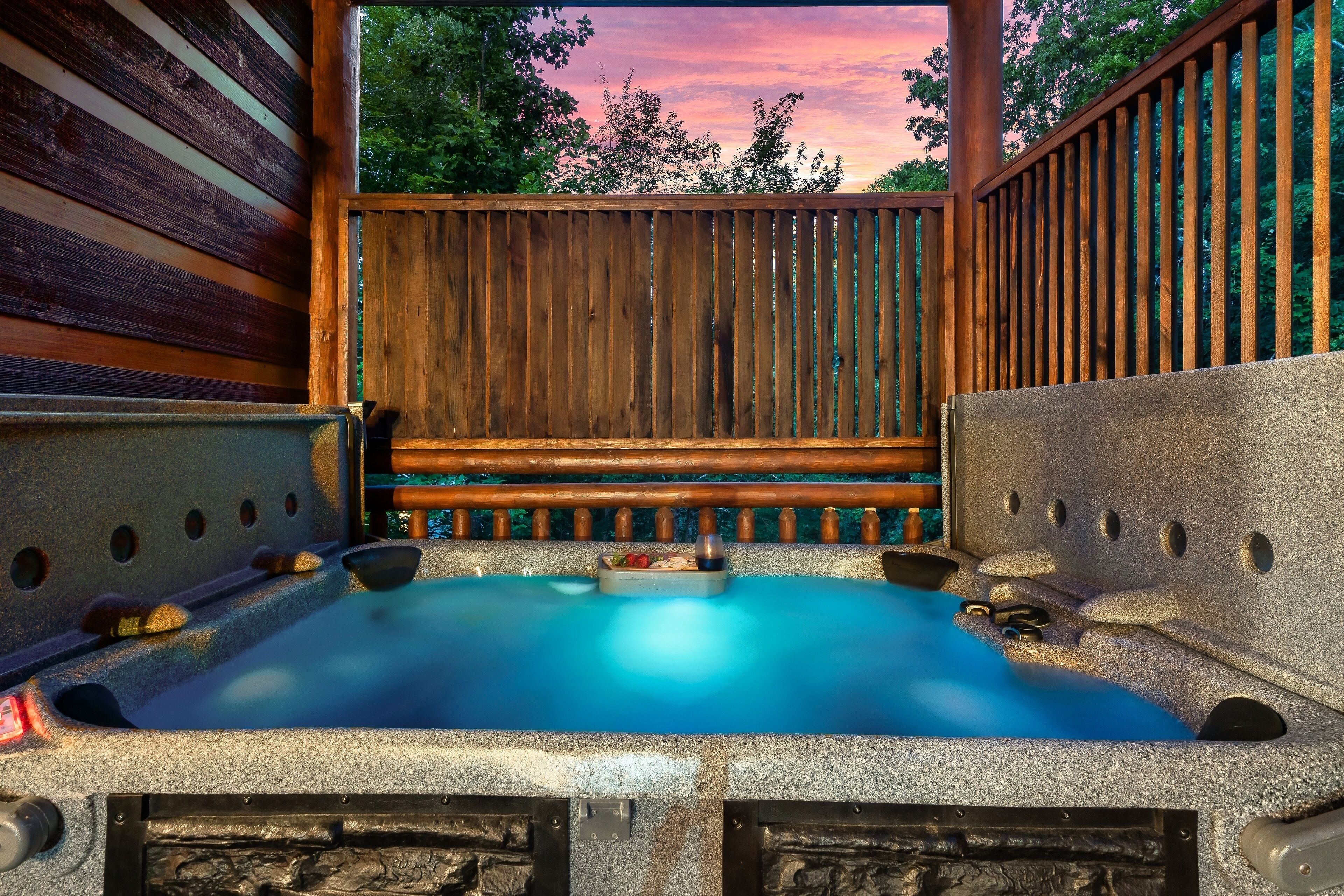 Luxury Cabin, Mountain View | Private spa tub