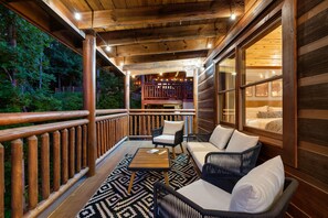 Luxury Cabin, Mountain View | Terrace/patio - Big Chief Lodge (Sevierville)