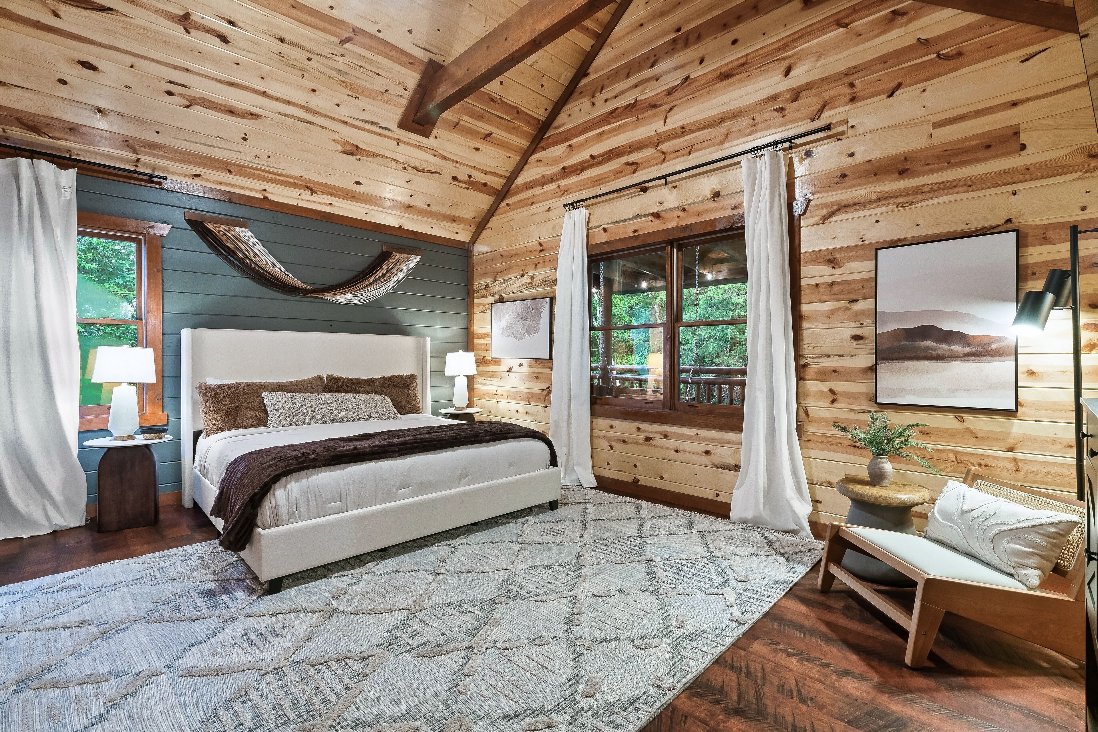 Luxury Cabin, Mountain View