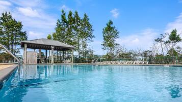 Baita, letti multipli (The Rookery III 4009) | Piscina