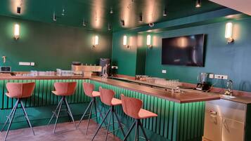 Bar (en la propiedad)