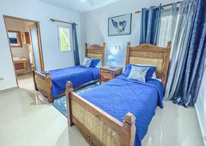 WiFi, bed sheets - 3BD apt in central Cabarete, steps from beach (Cabarete)
