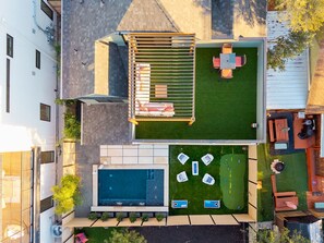 Terrace/patio - The Vic on 10th • Skyline Views • Heated Pool • 2025 Build • Firepit (Austin)