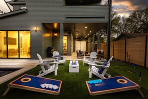 Terrace/patio - The Vic on 10th • Skyline Views • Heated Pool • 2025 Build • Firepit (Austin)