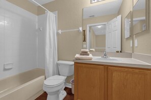 Bathroom - Headline (Davenport)