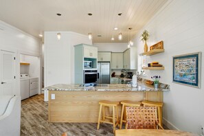 Ferienhaus, Mehrere Betten (The Yellow Rose #3) | Eigene Küche