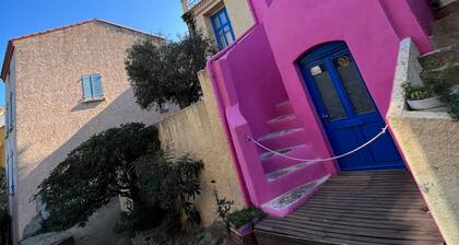 Tipi Lodge Glamp 'Marguerite' with Direct Forest Access, Private Terrace & Air Conditioning