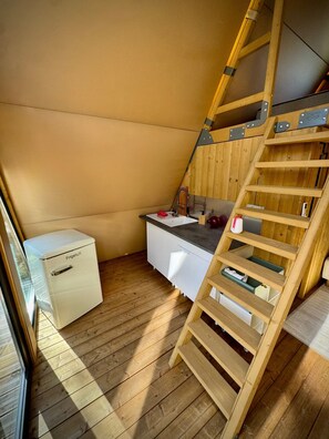 Interior - Tipi Lodge Glamp 'Marguerite' with Direct Forest Access, Private Terrace & Air Conditioning (Le Boulou)
