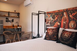 1 bedroom, WiFi, bed sheets - Medieval Village, your castle in Canela - Loft Targaryen (Canela)