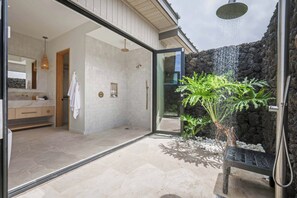 Hair dryer, towels - Hapuna Estates 10 Four Bedroom (Kamuela)
