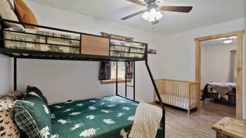 4 Schlafzimmer, WLAN, Bettwäsche