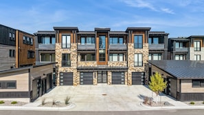 Exterior - New Build Condo! Views of the Mountains! Private Hot Tub and Fireplace! (Whitefish)