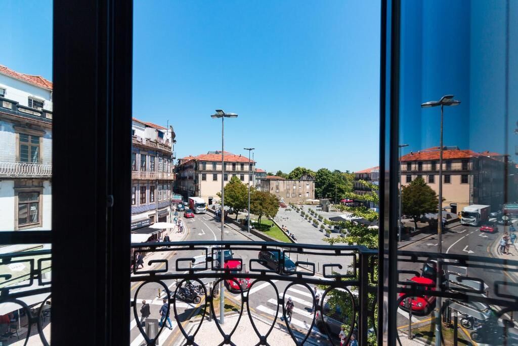 Estudio Deluxe, balcón, vistas a la ciudad | Interior