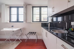 Private kitchen - ON Apartments - Center (Porto)