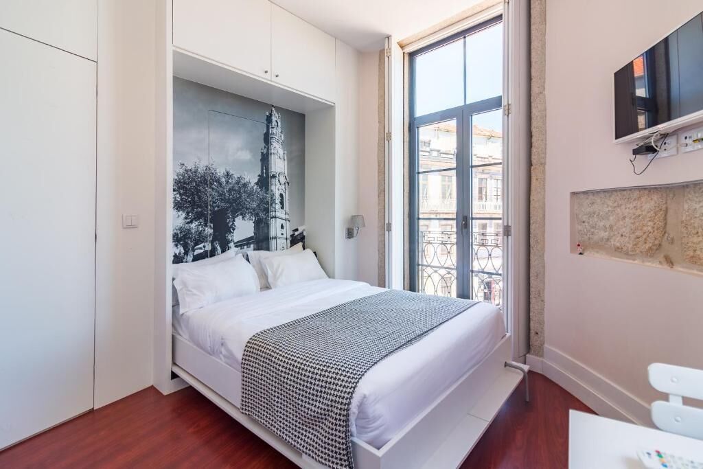 Soundproofing, iron/ironing board, free WiFi