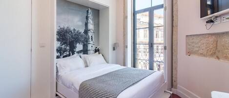 Sistema de insonorización, tabla de planchar con plancha y wifi gratis