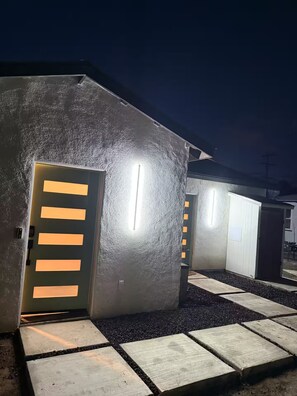 Exterior detail - Furnished Studio - Mid Modern Chic - Central CV (Chula Vista)
