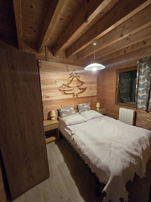1 Schlafzimmer, Bügeleisen/Bügelbrett