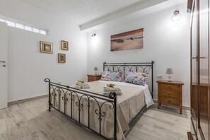 Internet, bed sheets - Dimora Aurea by BarbarHouse (Oria)