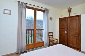 WiFi、ベッドシーツ