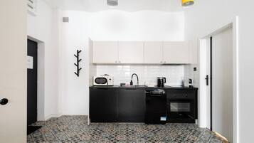 Refrigerador, horno, placa de cocina, lavavajillas