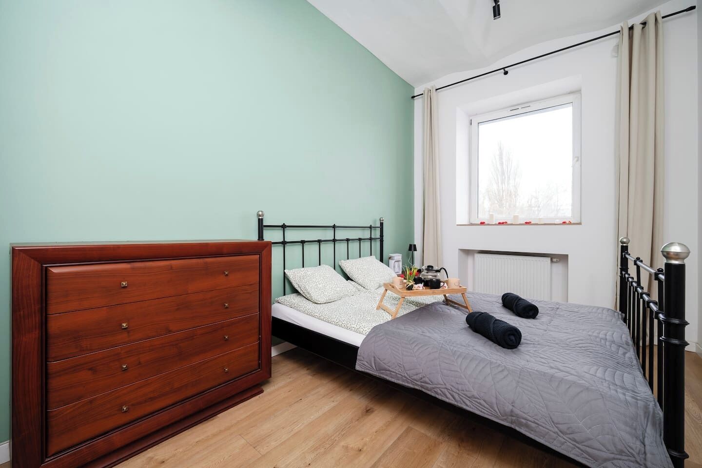 1 chambre, fer et planche à repasser, Wi-Fi, literie fournie
