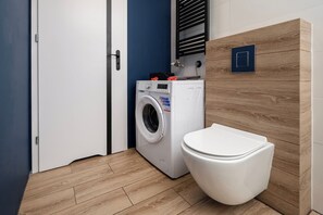 Hair dryer, towels - Łódź Legionów Apartment M3 - Parking, Top Location - by Rentujemy (Łódź)
