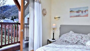 1 bedroom, WiFi, bed sheets