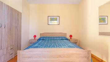 Fer et planche Ă repasser, accĂšs Internet