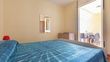 Een strijkplank/strijkijzer, internet