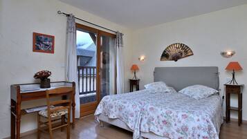 1 habitación, wifi y ropa de cama