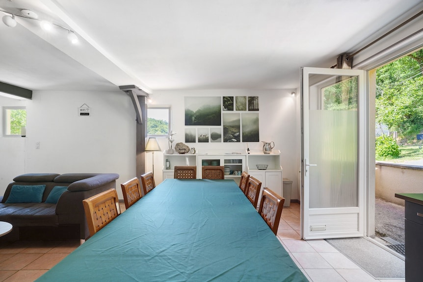 Maison De Vacances « La Mailleraie - La Laiterie » Avec Piscine Partagée, Terrasse Privée Et Wi-fi - Montignac