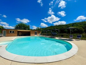 Pool - Gîte 'Moulin De La Mailleraie - Le' with Private Terrace, Wi-Fi and Air Conditioning (Valojoulx)