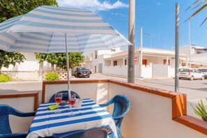 Outdoor dining - Casina Ammare by BarbarHouse (Campomarino)