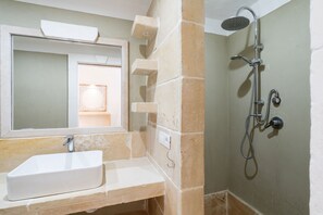 Hair dryer, towels - Dimora Gente di Mare by BarbarHouse (Polignano a Mare)
