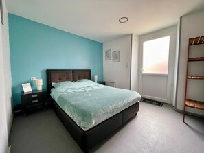 1 bedroom, iron/ironing board, WiFi, bed sheets - The “Watermill Suite” for 4 – Pool (Valojoulx)