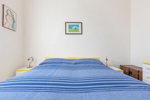 Bügeleisen/Bügelbrett, Bettwäsche