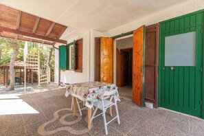 Outdoor dining - Villa La Tortora - Standard by BarbarHouse (Gagliano del Capo)