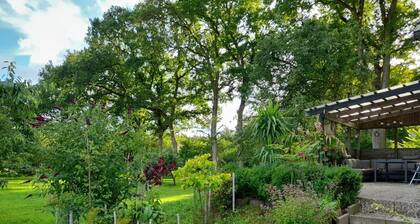 Apartment „Wiese“ mit privater Terrasse, Garten und WLAN