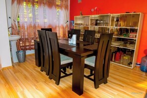 Dining - Destination Code 254 Nyeri (Nyeri Hill)