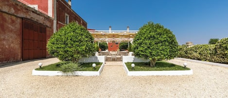 Enceinte de lâhĂ©bergement