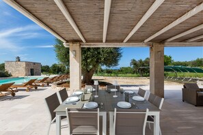 Outdoor dining - Villa Matilda by Perle di Puglia (Ostuni)