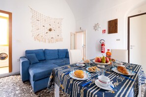 Dining - Dimora al Castello Vista Mare by BarbarHouse (Vieste)