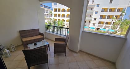 MaVa Rooms, breakfast included, 300mt from the sea and 800 from the center