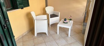 MaVa Rooms, breakfast included, 300mt from the sea and 800 from the center