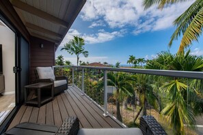 Terrace/patio - Kona Beach House Getaway (Kailua-Kona)