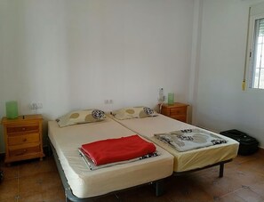 1 bedroom, free WiFi, bed sheets - Cozy casita in the countryside with swimming pool, near Málaga (Almogía)