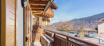 Apartment 'Lory' with Mountain View and Balcony