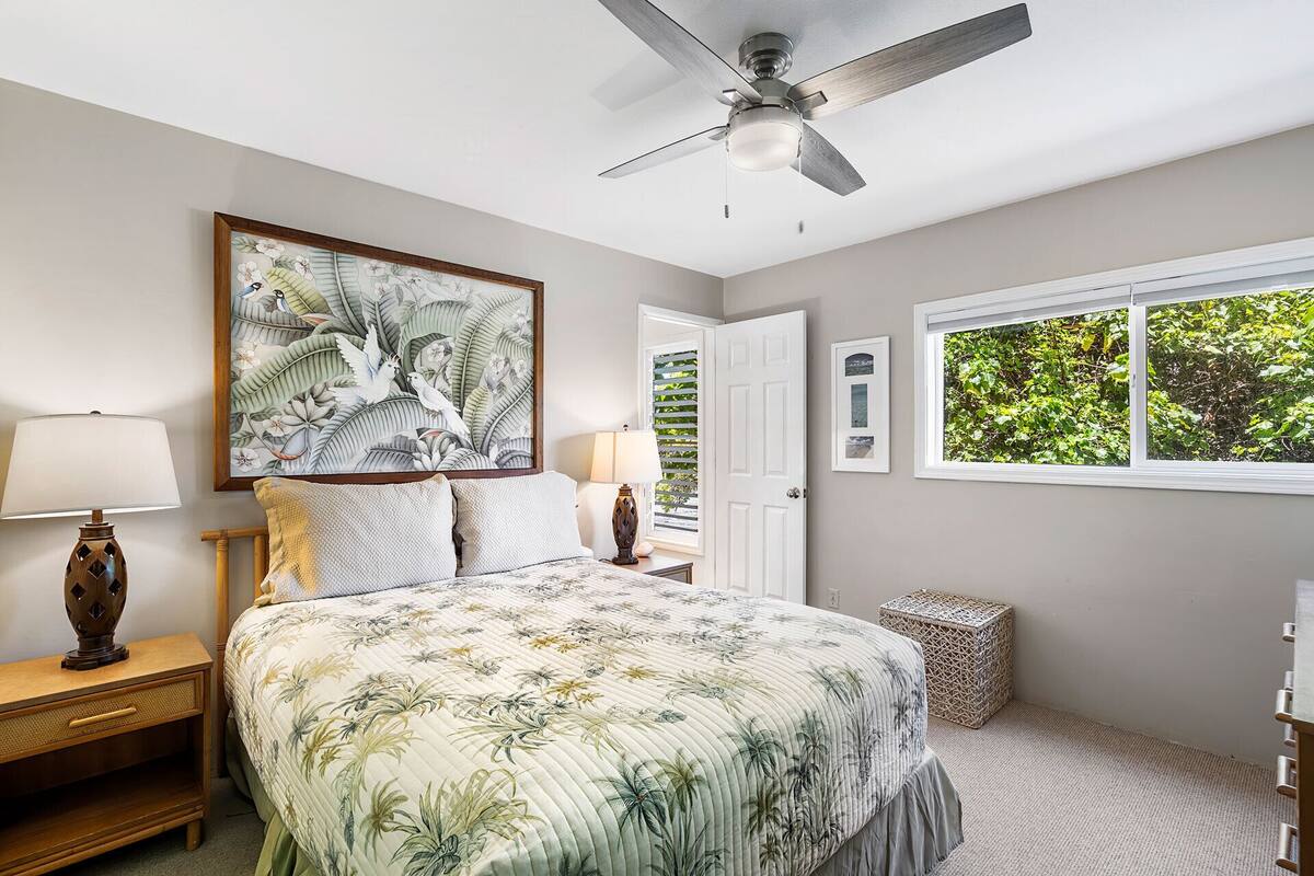 Kondominium Standar, beranda, pemandangan samudra | Setrika/meja setrika dan Wi-Fi gratis