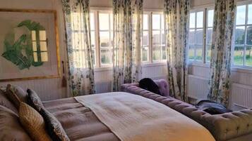 6 chambres, fer et planche Ă repasser, accĂšs Internet, draps fournis